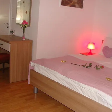 Bed & Breakfast Lugarnica