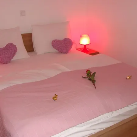 Bed & Breakfast Lugarnica Zagreb